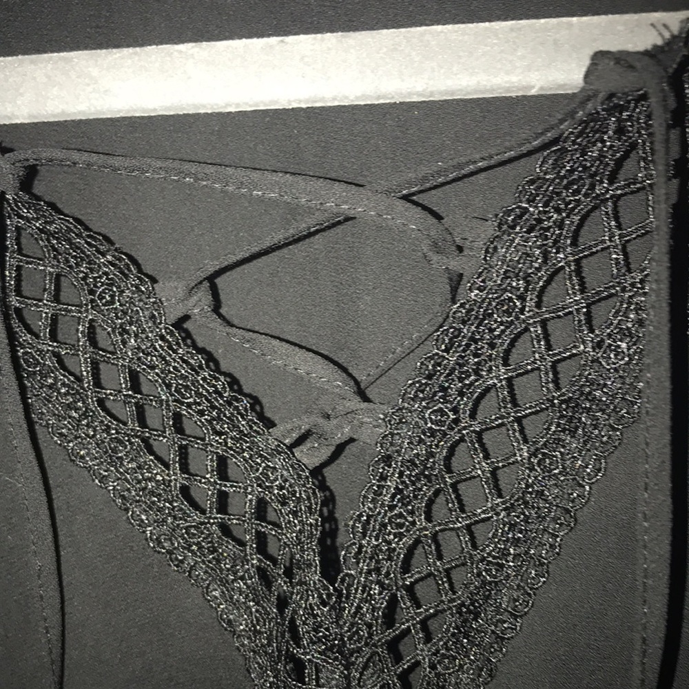 Brand New Romeo + Juliet Culture Black Blouse - Picture 3 of 4